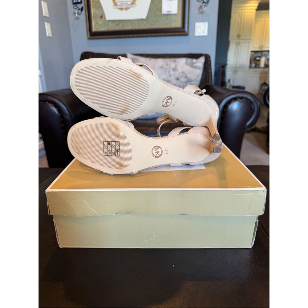 Micheal Kors Kimberly SandalsWoman Shoes - Picture 7 of 8